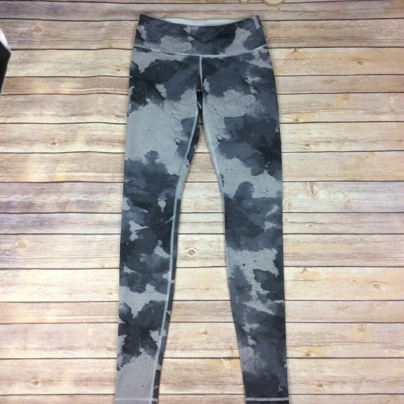 lululemon athletica Pants - ❗️SOLD❗️Lululemon 4 Wunder Under Leggings